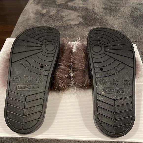 Foxs flip flops only wore a few times women size 7 so fabulous and fun - Picture 4 of 9